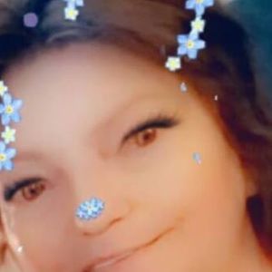 Meet your Posher, Lenora